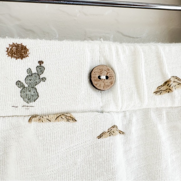 Rylee + Cru Catcus Desert Print Cotton Pants - Size: 0-3 Months - Picture 2 of 7